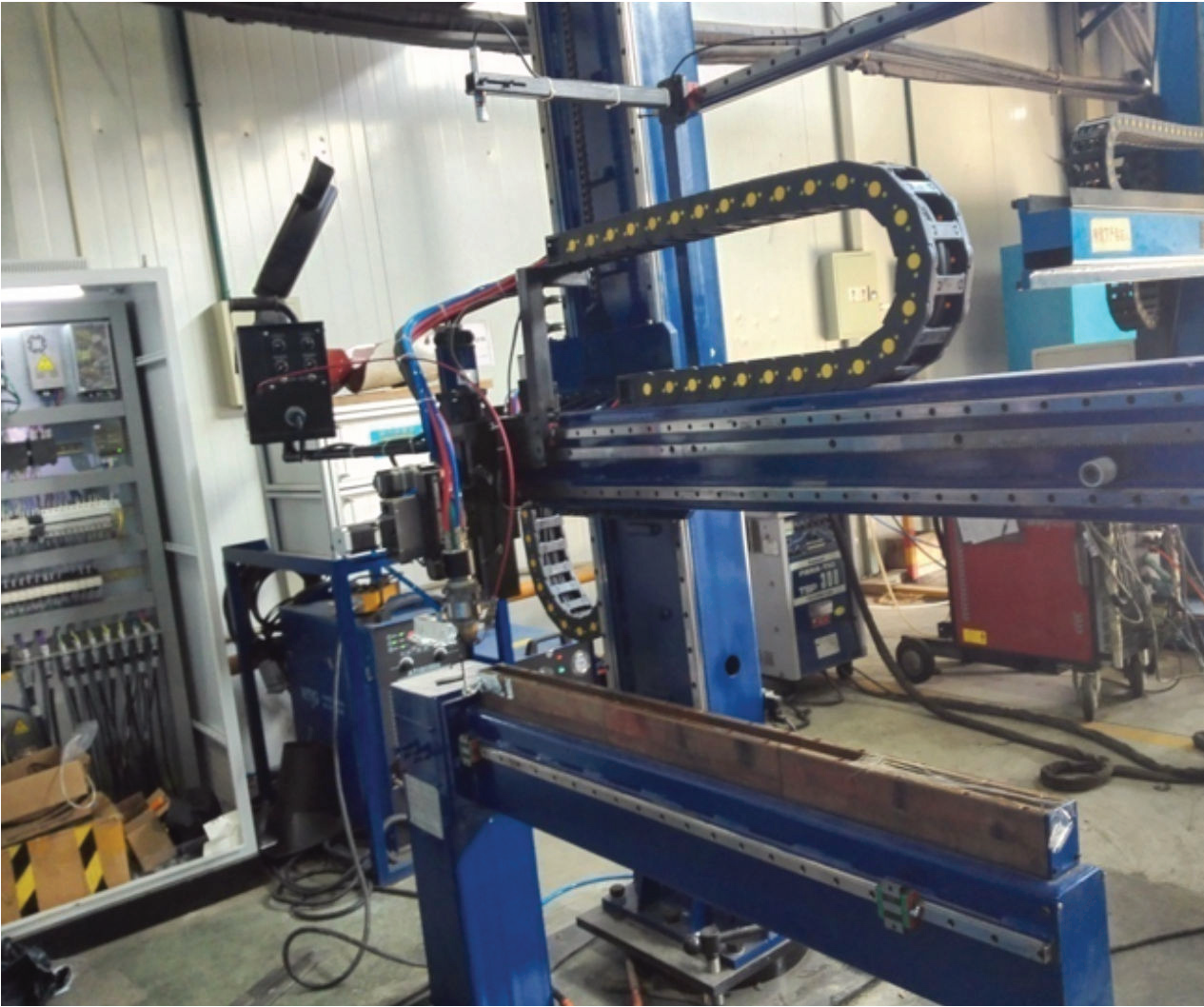 Automatic Longitudinal and Circumferential Seam Welder